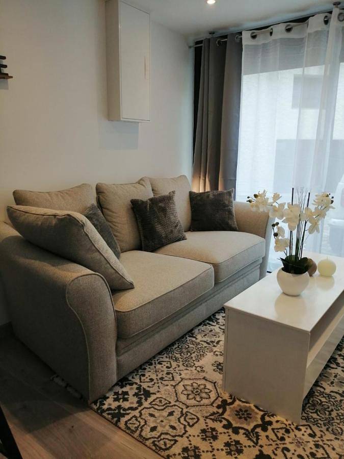 Gîte pour 2 personnes, avec terrasse à Camélas