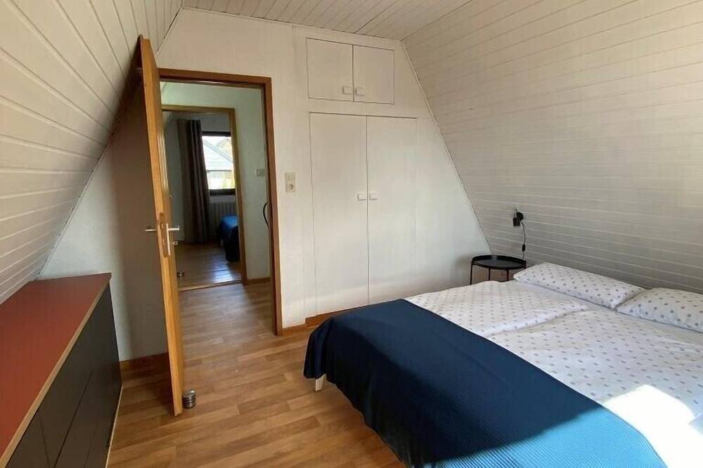 One of six/Verbringen Sie Ihren Urlaub in einem gemütlichen Nurdachhaus in Hüde am Dümmer-See in Hüde, Landkreis Diepholz