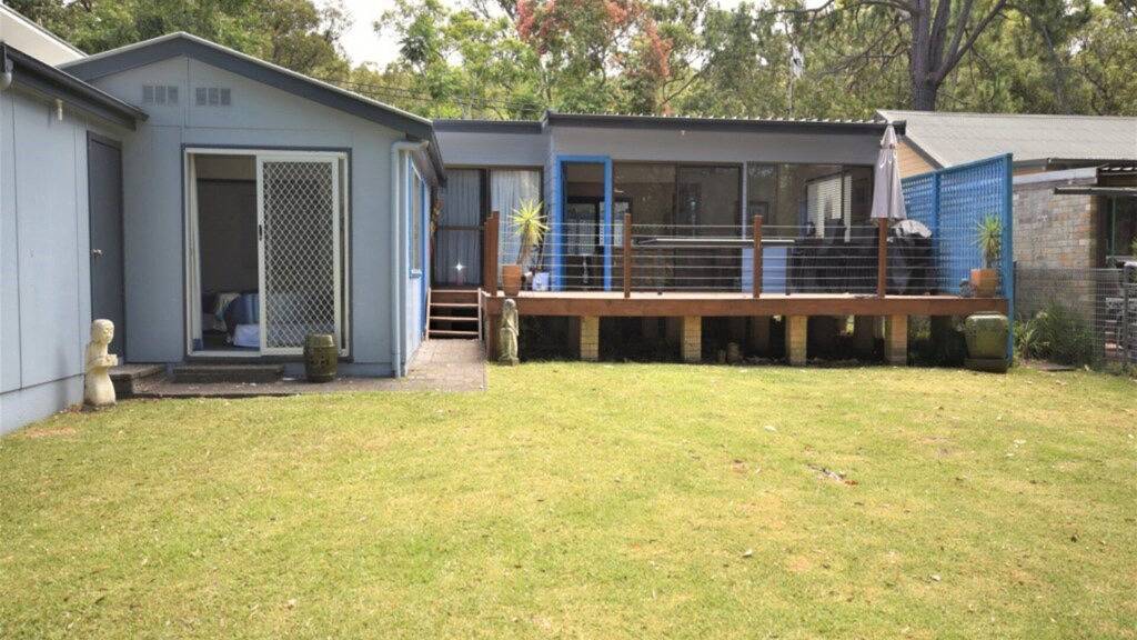 Serene Beach Cottage by Holidayco. in Pearl Beach, New South Wales
