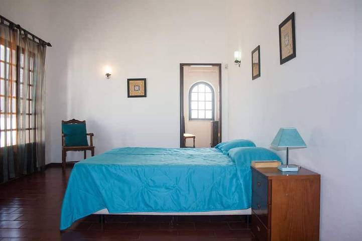 Freistehende Villa mit privatem Pool, 1,5 km vom Yachthafen von Vilamoura entfernt in Quarteira, Faro Distrikt