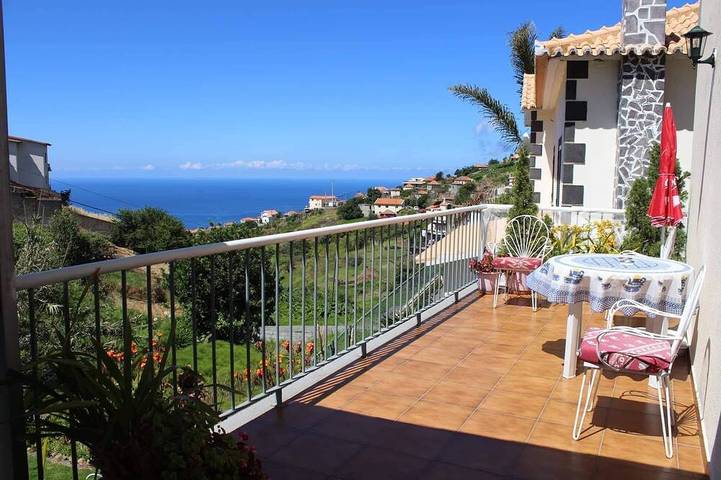 Holiday apartment for 6 people, with balcony and garden - 1
