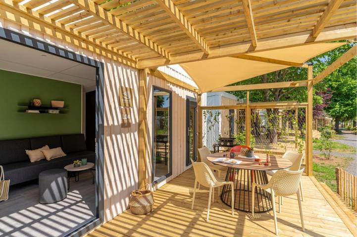 Camping pour 6 personnes, avec jardin ainsi que piscine et terrasse, adapté aux familles à Perros-Guirec - 2