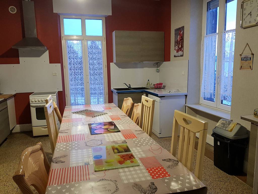 Gîte Chez la Marie, maison 5 chambres modulable 1 à 12 personnes in Épinal, Région d'Épinal
