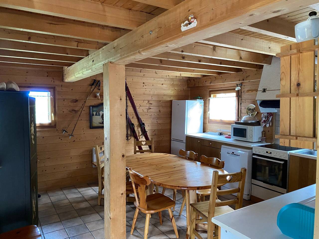 Chalet « 8p Simple - Les Mésanges » con vistas a la montaña, terraza privada y Wi-Fi in Verchaix, Region Bonneville