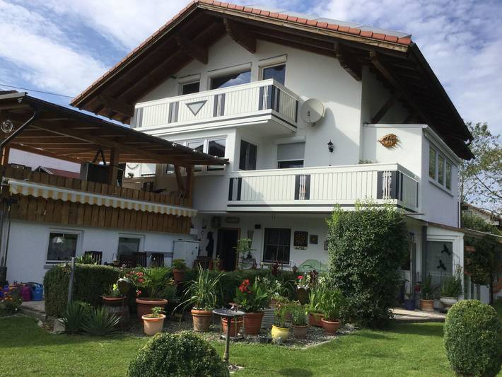 Ferienwohnung für 4 Personen, mit Terrasse und Garten in Rettenberg - 2