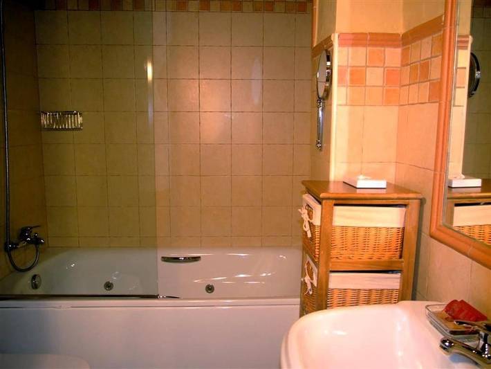 Casa de vacaciones para 10 personas, con Jacuzzi y Terraza en Comarca de Sepúlveda - 4