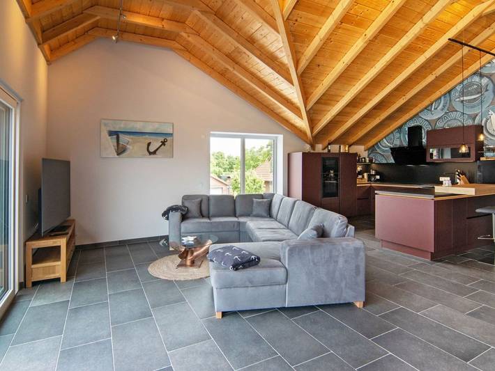 Ferienhaus für 6 Personen, mit Balkon und Terrasse sowie Garten und Pool in Norden
