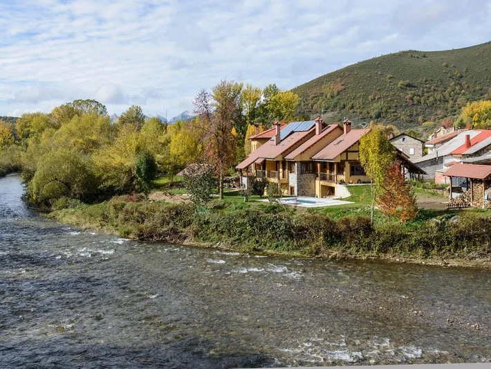 Ferienhaus für 4 Personen, mit Garten und Pool sowie Kinderpool, mit Haustier - 1