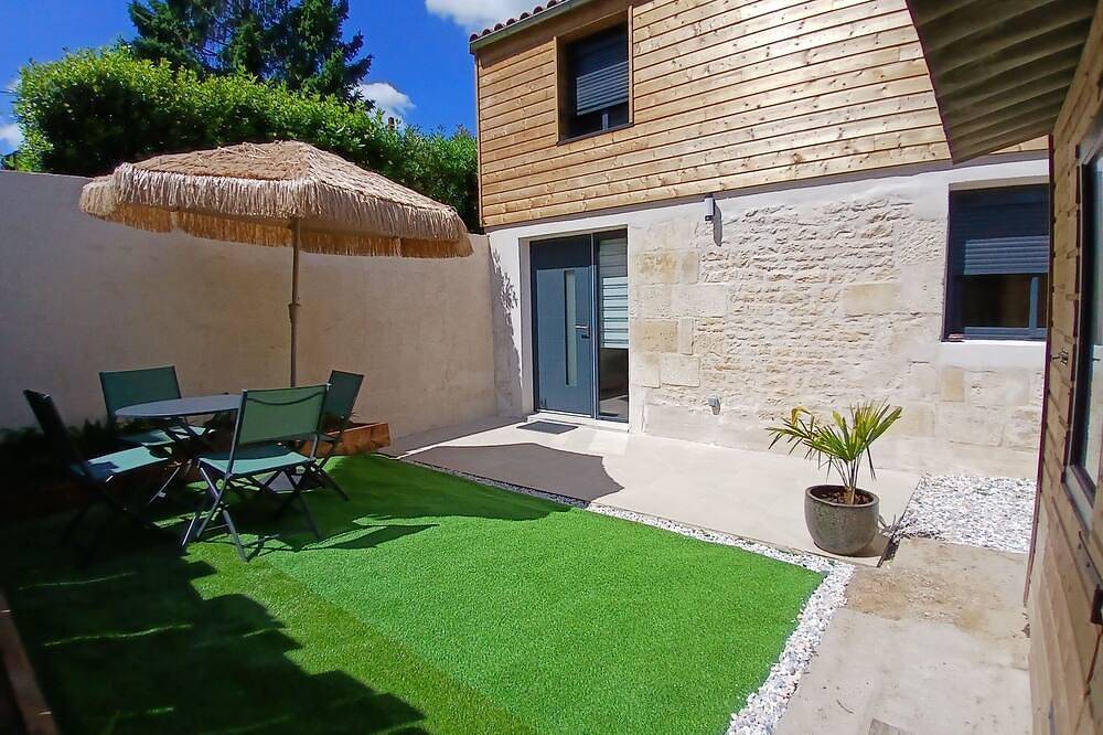 La maison d'Eugénie, jardin , tout compris in Niort, Région de Niort