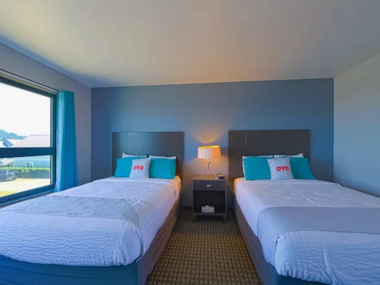 2 Queen Bed nsmk in Newport (OR), Lincoln County (OR)