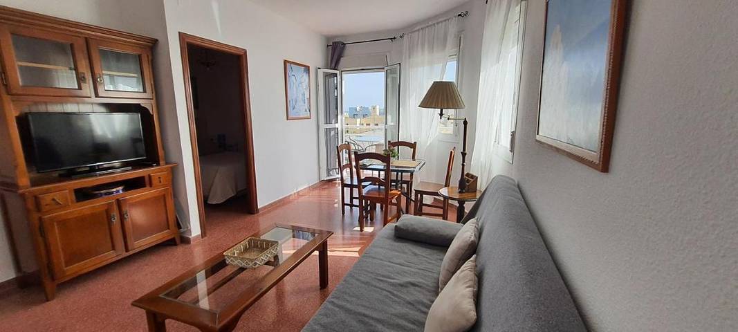 Gîte pour 4 personnes, avec terrasse et vue, animaux acceptés dans La Antilla - 2