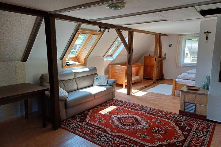 Ferienhaus für 5 Personen, mit Terrasse und Garten in Suhl - 2