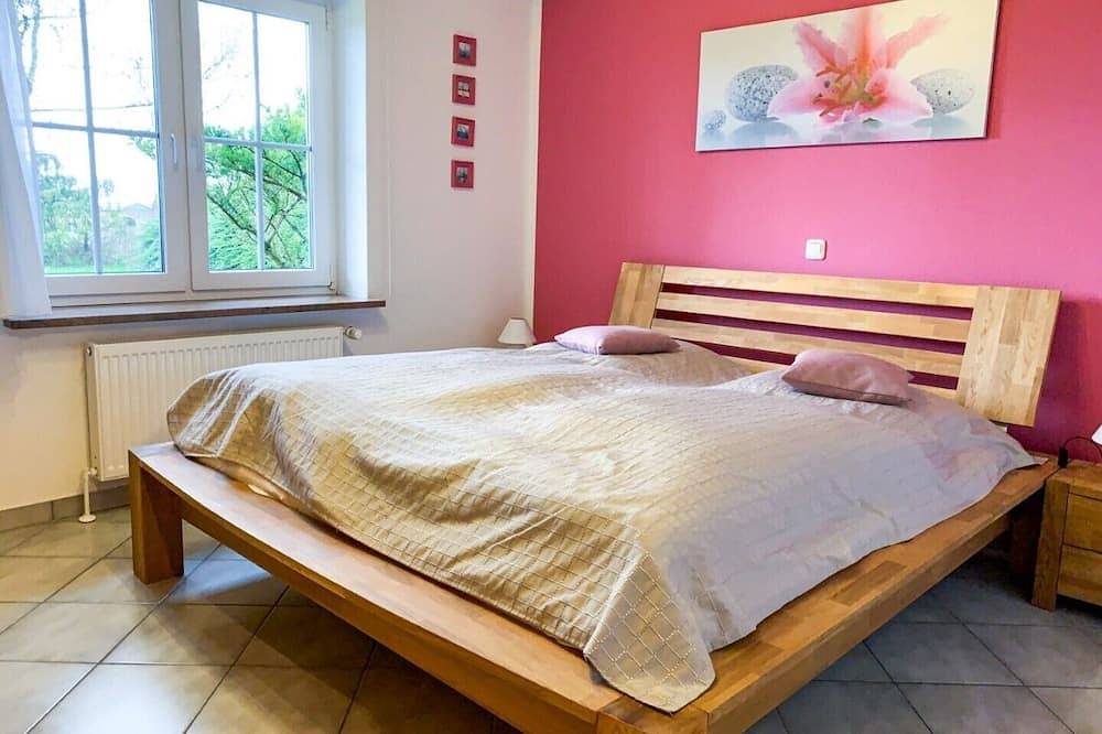 Ferienhaus \"Immerlicht\" mit 120qm - ruhige Lage & grosser, eingezäunter Garten. in Norddeich (Schleswig-Holstein), Nordseeküste