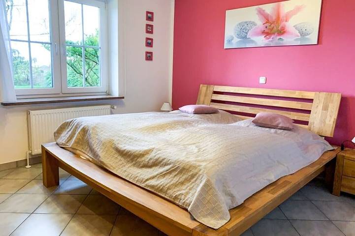 Ferienhaus für 8 Personen, mit Terrasse und Garten in Norddeich (Schleswig-Holstein) - 2
