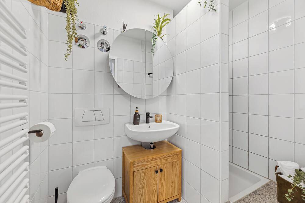 Ganze Wohnung, Neu! Stilvolles Apartment zentumsnah*Kaffebar*Arbeitsplatz*Stellplatz*Balkon in Frankenalb