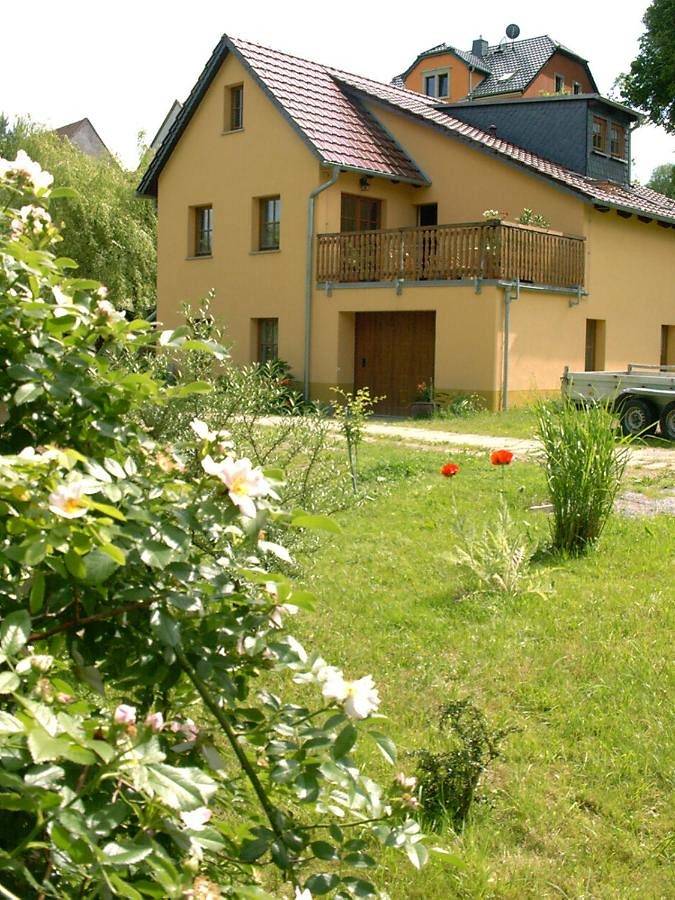 Ferienwohnung für 2 Personen, mit Terrasse und Garten sowie Ausblick in Bastei