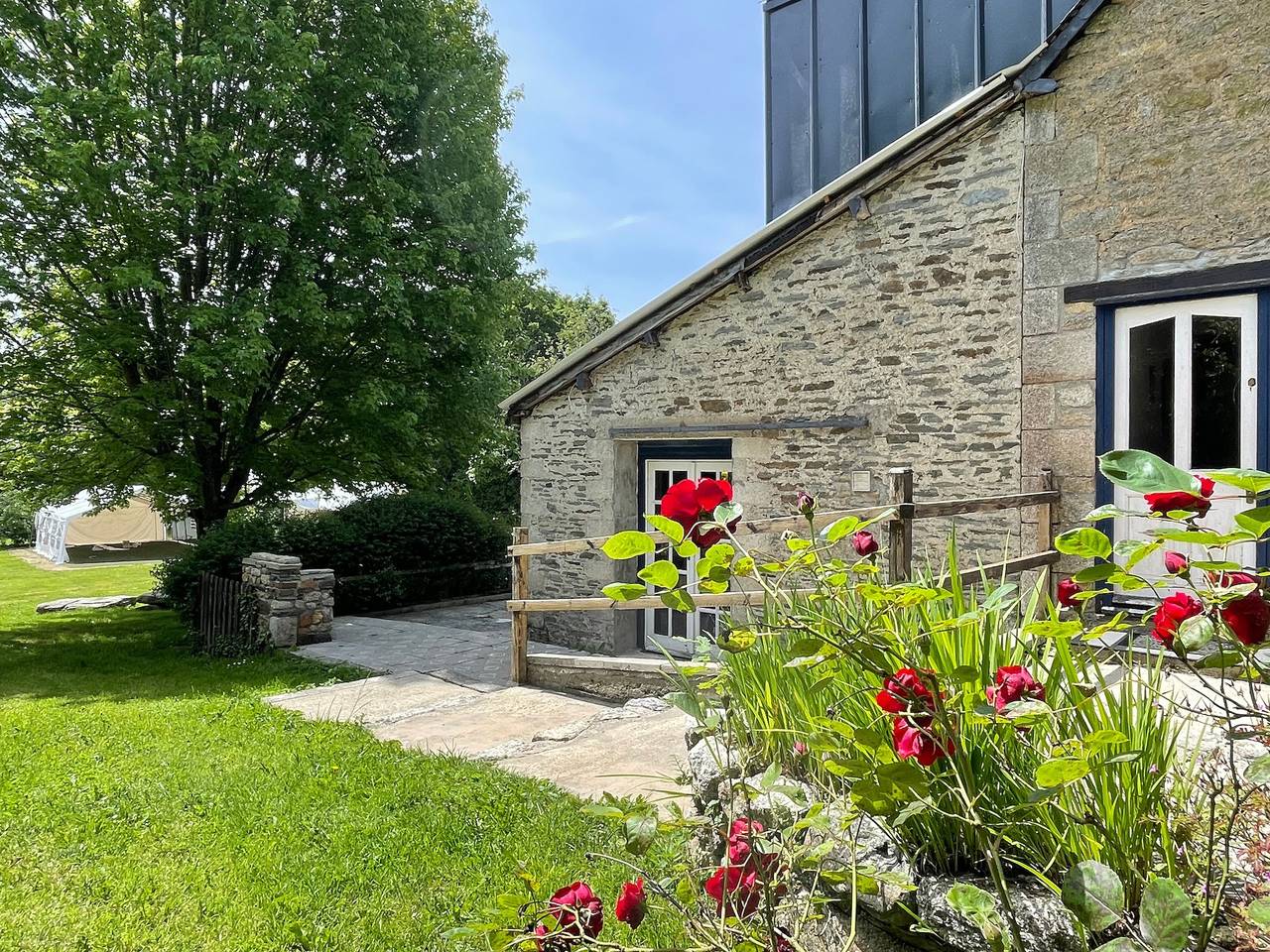 Komplettes Anwesen Les Hiboux mit beheiztem Pool und Festsaal in Cléguérec, Pontivy und Umgebung