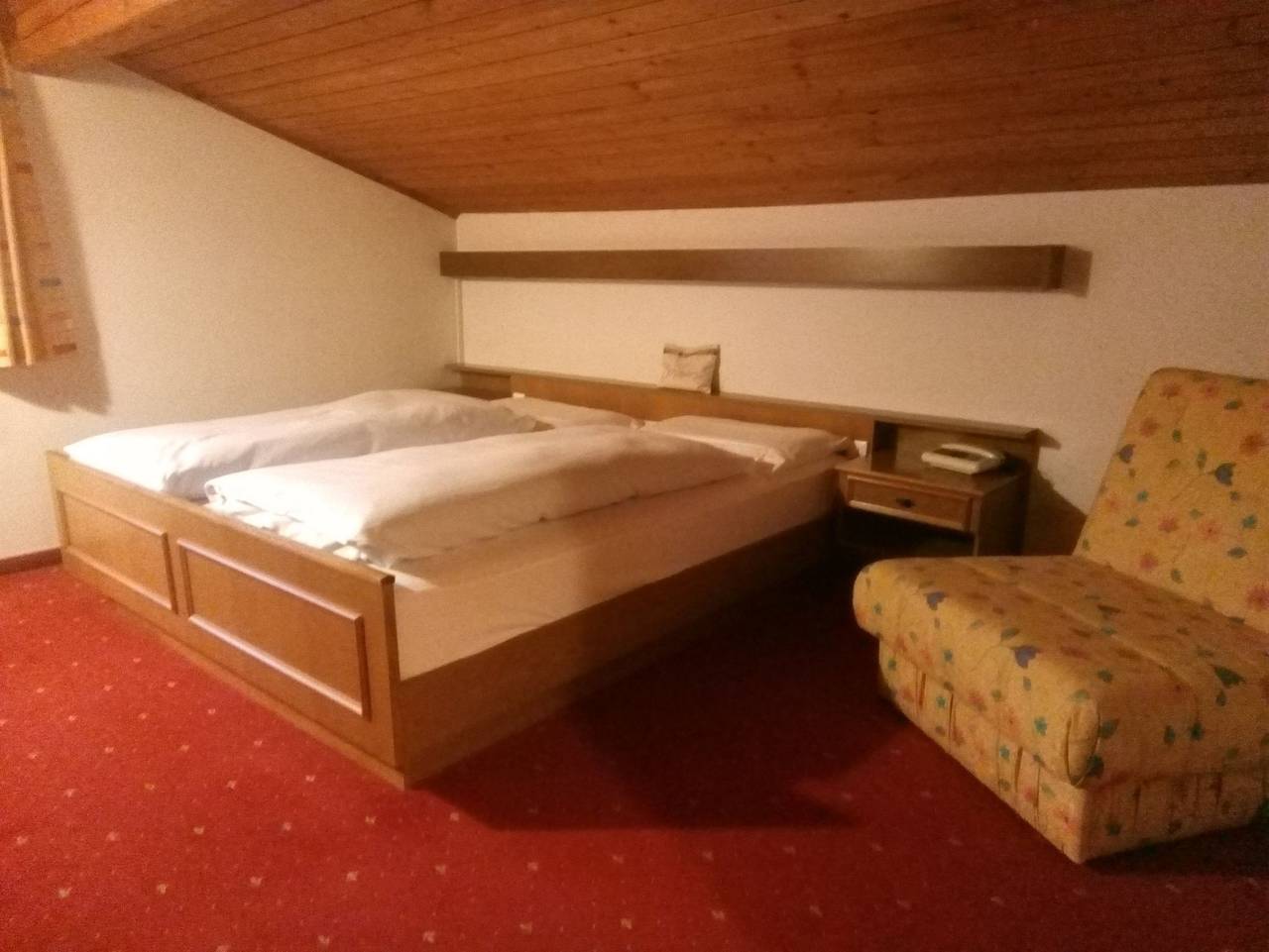 Hotel Schönwies - Einzelzimmer in Truden im Naturpark, Südtirol