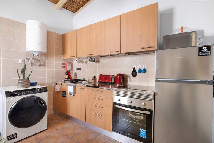 Ferienhaus 'Gotinha D' Água' mit privatem Garten, Whirlpool, Wlan und Klimaanlage in Alcaria Ruiva, Beja Distrikt