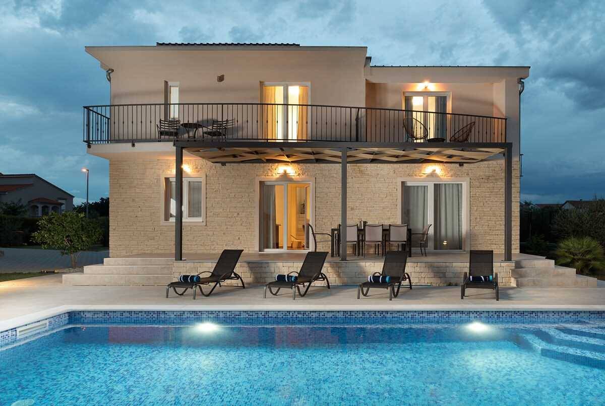 Casa vacanza a Zara a partire da 349€ a notte