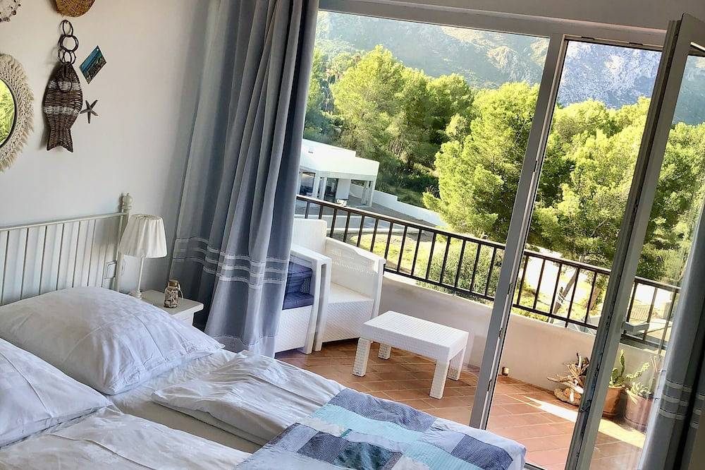 Entire apartment, Vacation apartment Mallorca with pool and tennis, sea view, Josilo2 in Betlem, Artà