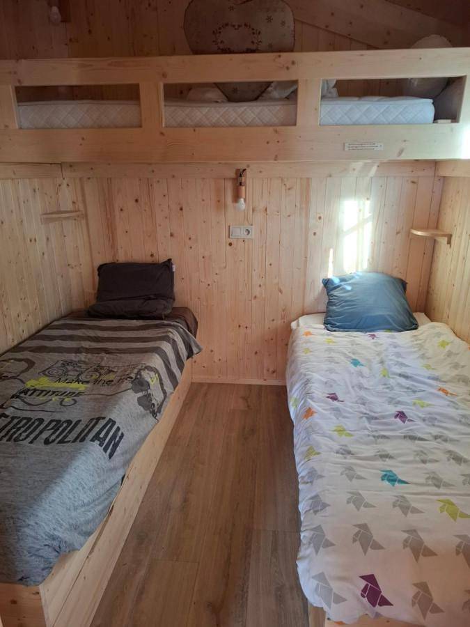 Gîte pour 5 personnes, avec terrasse ainsi que piscine et vue, animaux acceptés à Sadroc - 4