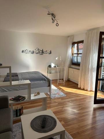 Gîte pour 2 personnes, avec balcon et vue à Penzberg