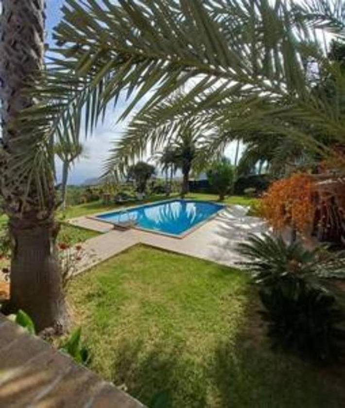 Chalet para 12 personas, con Jacuzzi y Terraza además de Jardín y Piscina en Valle de la Orotava - 2