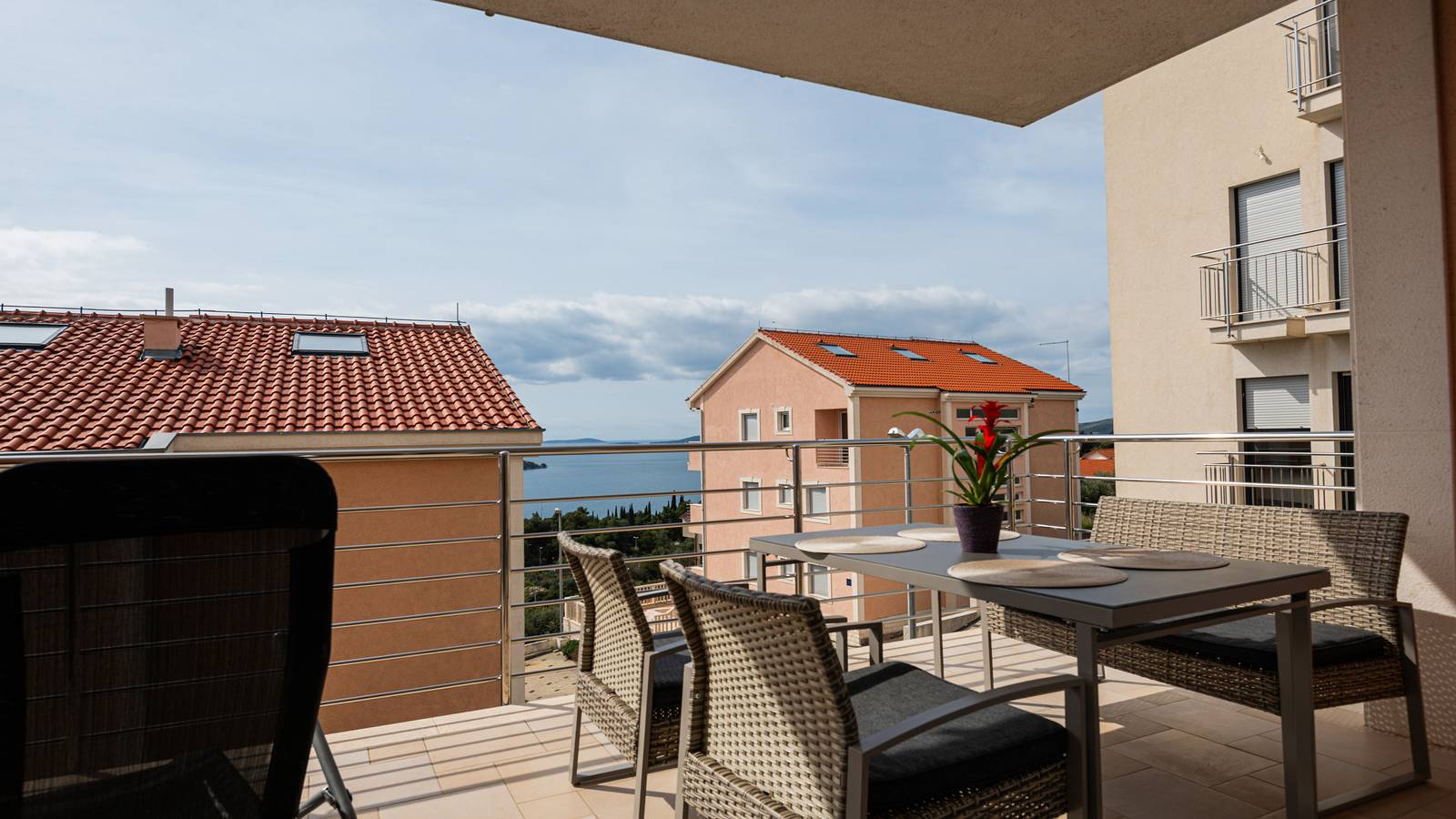 Ganze Wohnung, Apartman Olivera-Trogir by Villas Guide in Seget Vranjica, Split-Dalmatien
