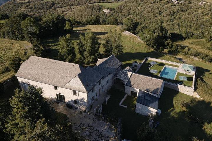Maison de vacances pour 4 personnes, avec piscine ainsi que vue et terrasse