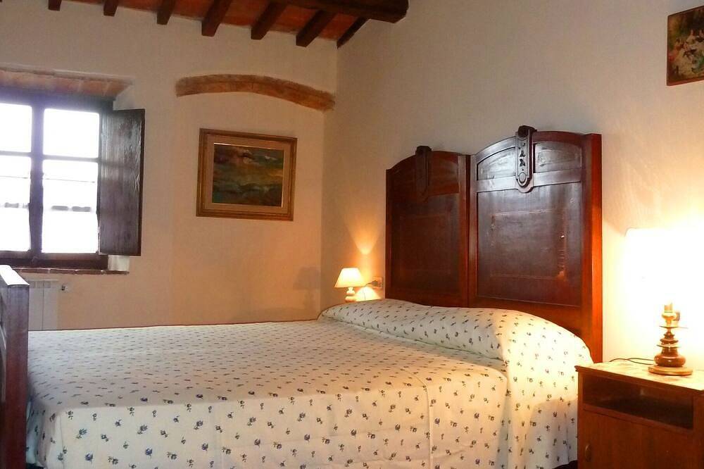 Struktur mit privatem Pool, 30 km von Volterra,40 km vom Flughafen Pisa entfernt in Chianni, Etruskische Küste