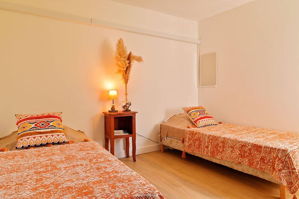 Semi-detached house T3, sleeps 4 to 6, sea view. in Poggio-Mezzana, Corte e dintorni