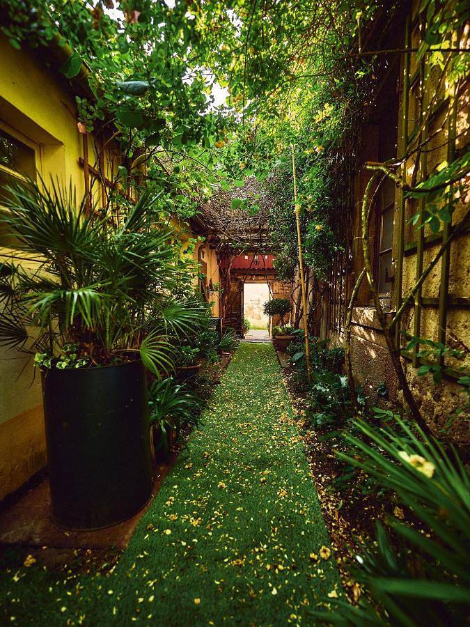 Gîte pour 2 personnes, avec jardin et vue à L'Hermenault - 4