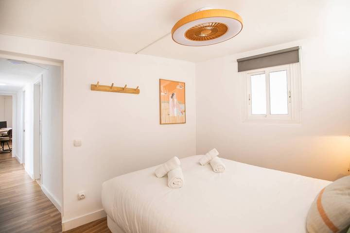 Entire apartment, 41Ara1101 - Fantastic Apartment with terrace in Barcelona Centre, Barcelona
