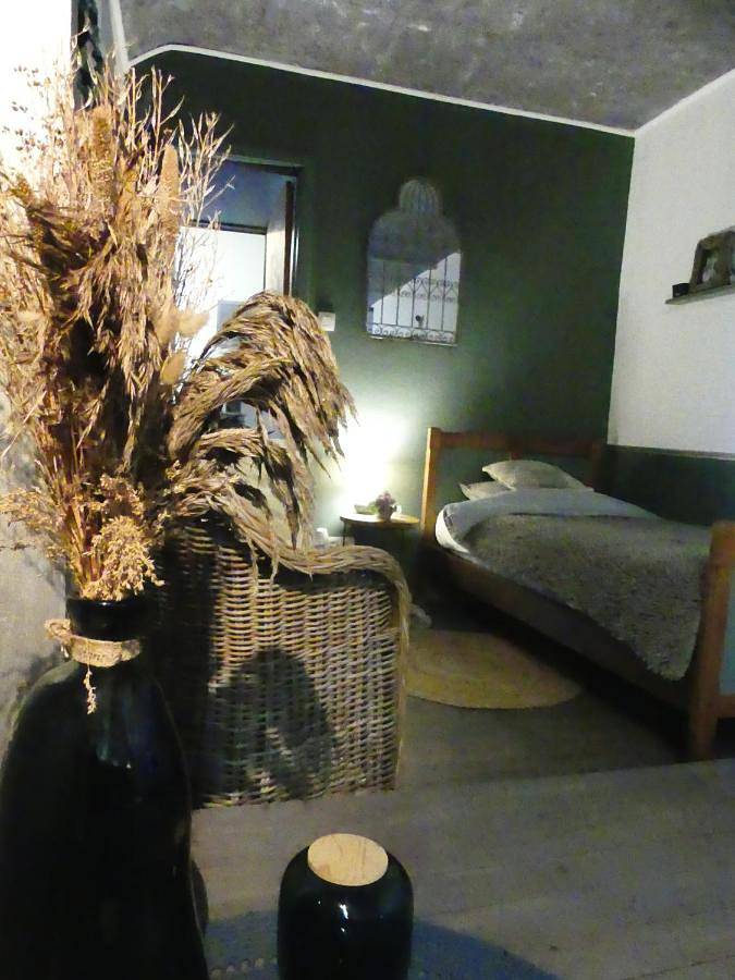 Chambre d’hôte pour 3 personnes, avec vue et jardin dans Hainaut