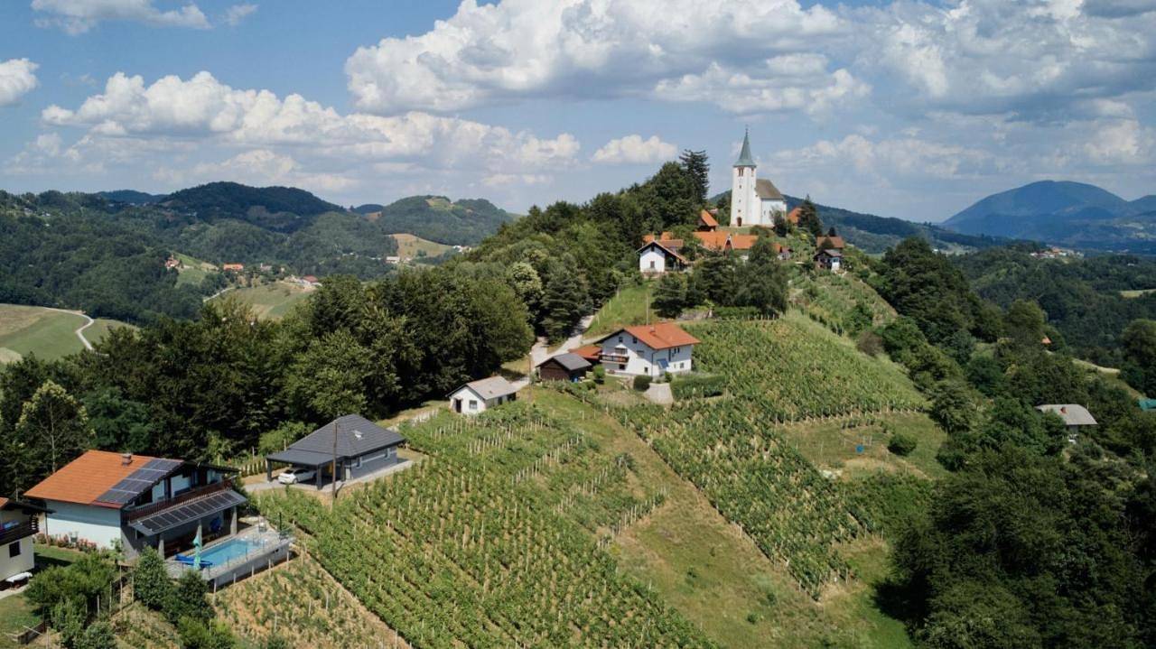 Vineyard Paradise Senica in Karawanken und Bachergebirge, Untersteiermark
