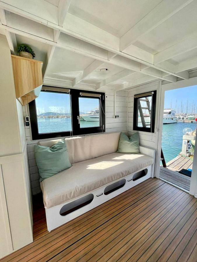 Boot für 2 Personen, mit Ausblick und Terrasse, mit Haustier in Italien