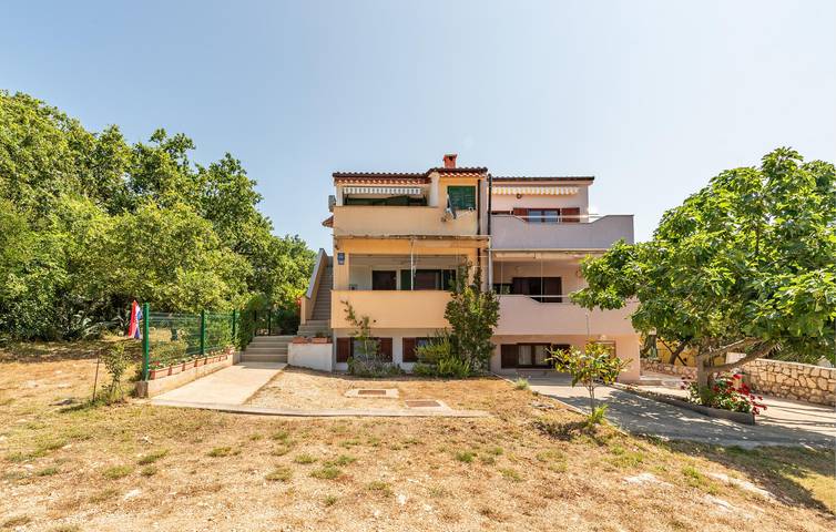 Ferienwohnung für 3 Personen, mit Terrasse, kinderfreundlich in Novalja - 2