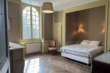 Chambre D’hôte pour 2 Personnes dans La Ferté-Saint-Aubin, Région d'Orléans, Photo 1