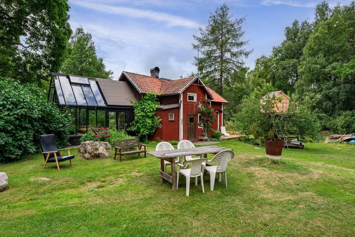 Location de vacances pour 7 personnes, avec terrasse et jardin dans Uppsala - 4