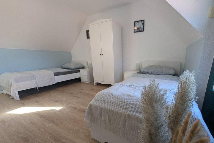 Ferienwohnung für 10 Personen, mit Terrasse und Garten in Bedburg-Hau