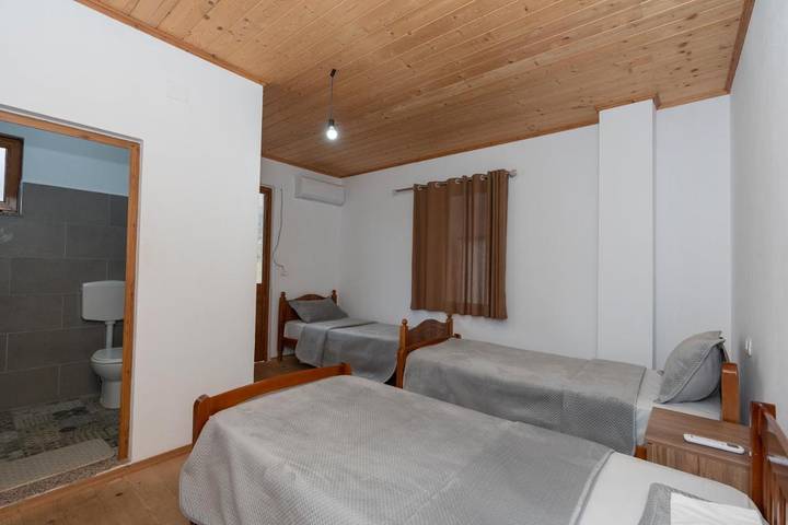 Maison d’hôte pour 3 personnes, avec jardin dans Theth - 2