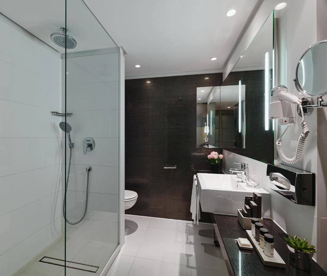 Hotel für 10 Personen mit Sauna in Charlottenburg Berlin, Berlin