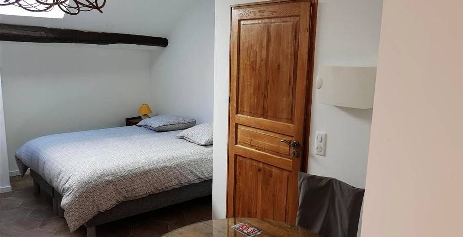 Location de vacances pour 2 personnes, avec vue et jardin à Cramant - 3