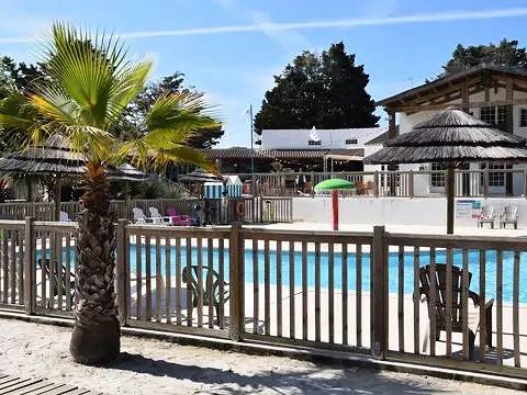 Mobilhome pour 6 Personnes in Saint-Martin-de-Ré, Île de Ré