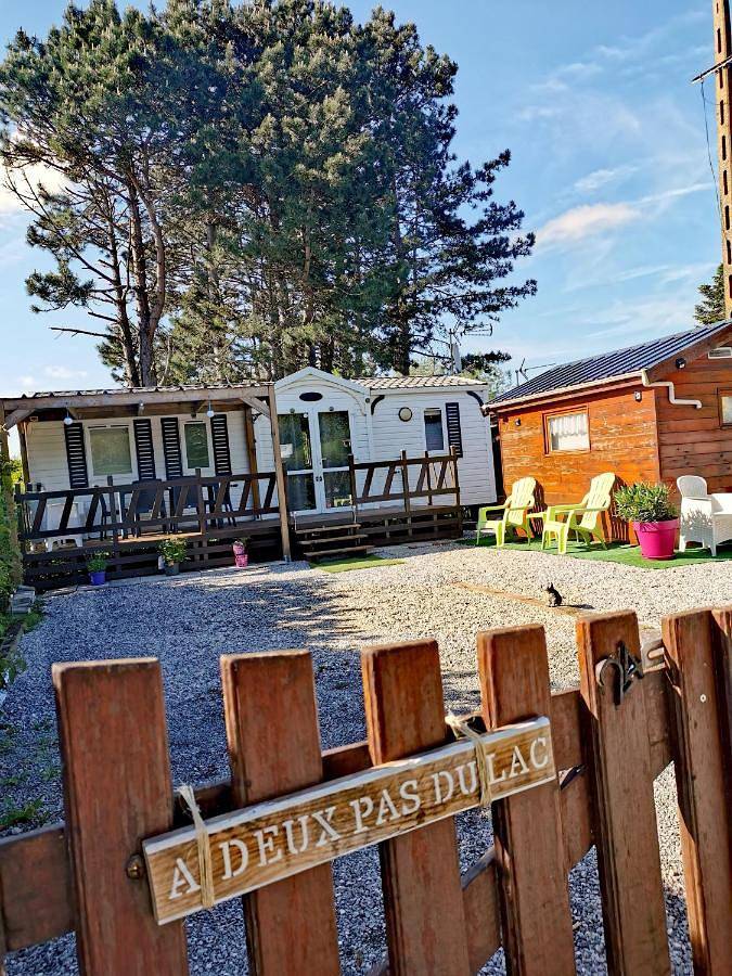 Camping pour 6 personnes, avec terrasse et jardin