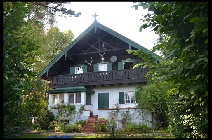 Ferienwohnung für 2 Personen, mit Terrasse und Garten in Murnau am Staffelsee
