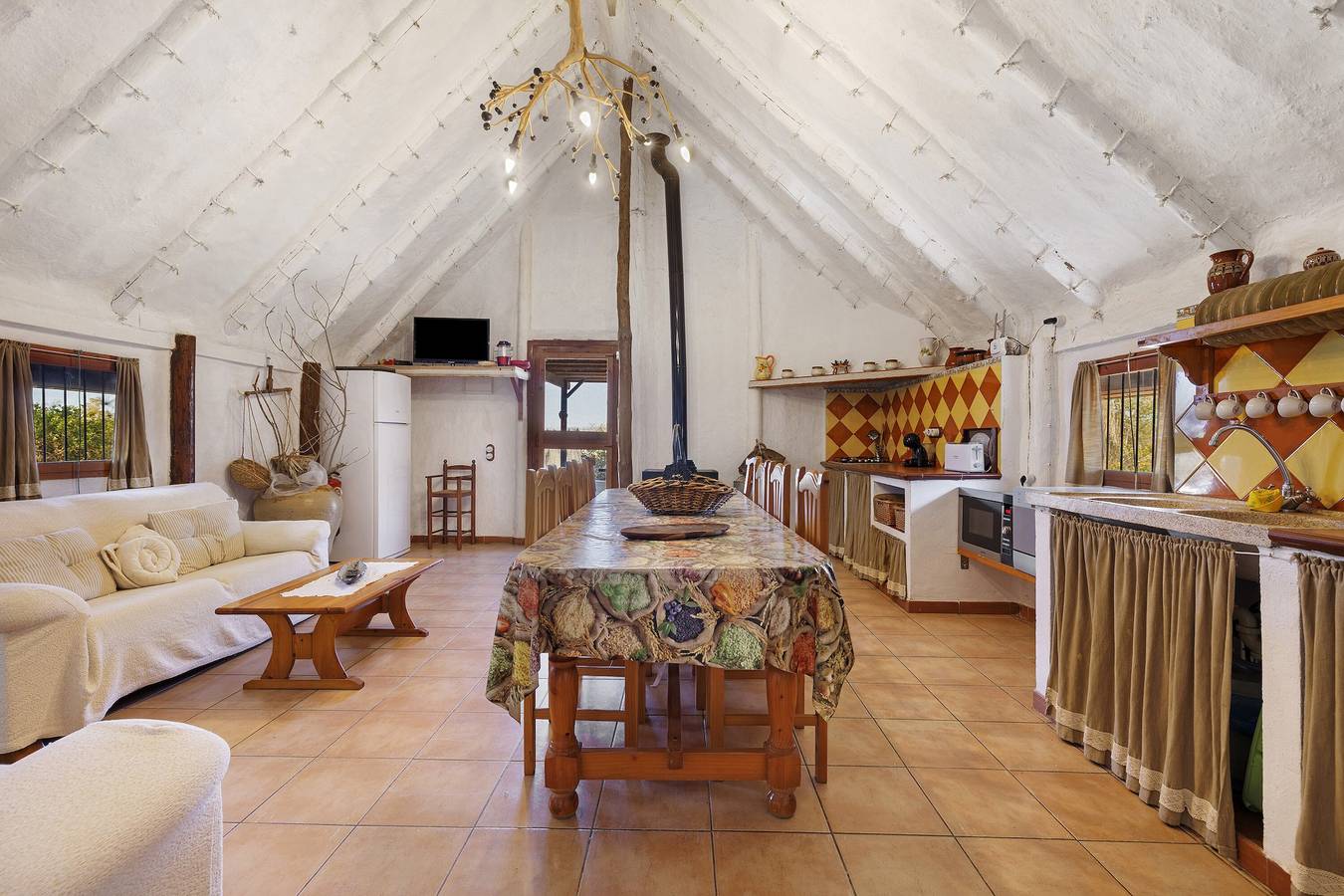 Casa de vacaciones 'La Barraca Den Salvador' con terraza privada, jardín privado y Wi-Fi in Tierras del Ebro, Delta del Ebro