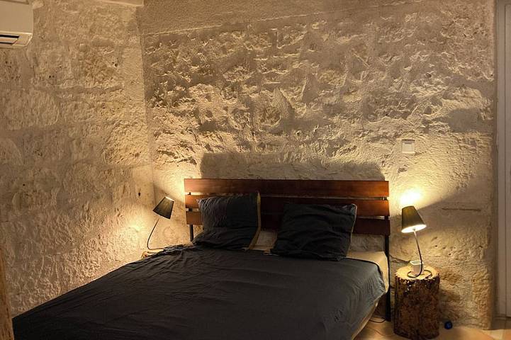 Gîte pour 4 personnes, avec jardin ainsi que terrasse et jacuzzi à Puymirol - 2