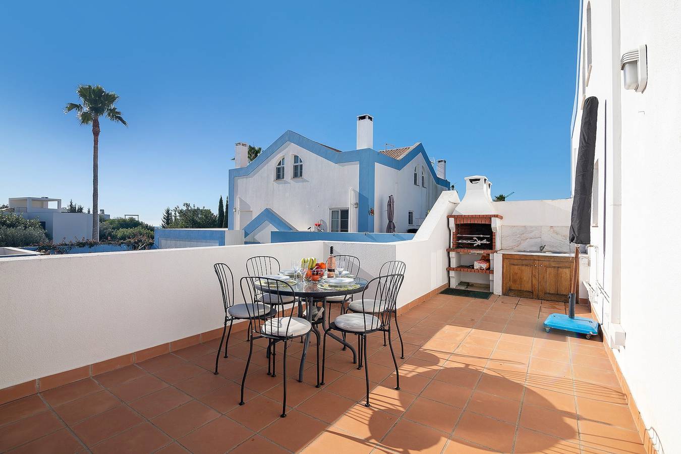 Casa Florilia Ii: Gedeeld Zwembad & Privéterras in Algarve - Tavira in Tavira, Tavira (Santiago)